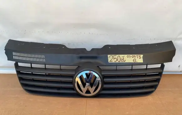 Volkswagen Multivan T5 Front bumper upper radiator grill 7H5