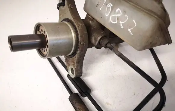 Ford Focus C-MAX Master brake cylinder 