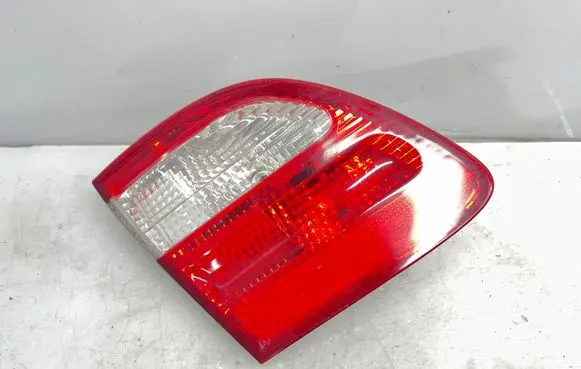 Mercedes-Benz E W211 Tailgate rear/tail lights A2118201364