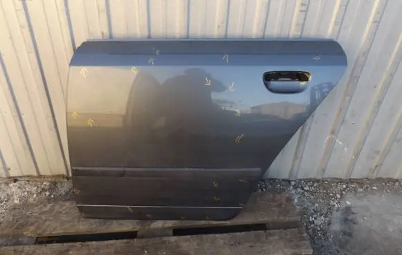 Audi A4 S4 B6 8E 8H Front door