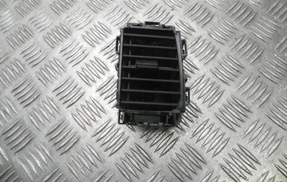 Toyota Proace Rear air vent grill 9812272177