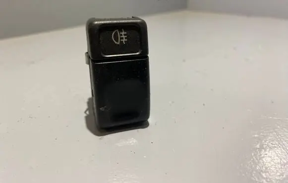 Volvo 850 Fog light switch 9128269 95W51K