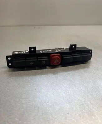 Opel Antara Hazard light switch ---