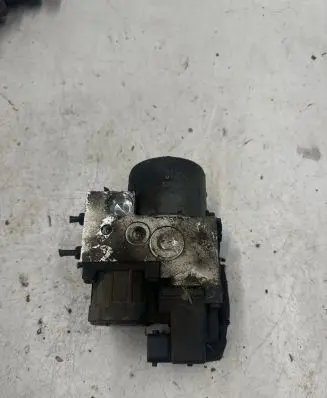 Subaru Impreza II ABS Pump