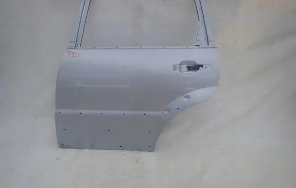 SsangYong Rexton Rear door