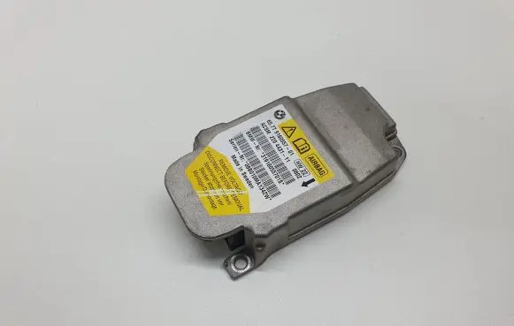 BMW 5 E60 E61 Airbag control unit/module 9160557 6577916055701 220443111