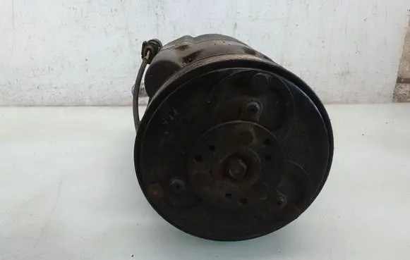 Audi A3 S3 8L Air conditioning (A/C) compressor (pump) 1J0820803G