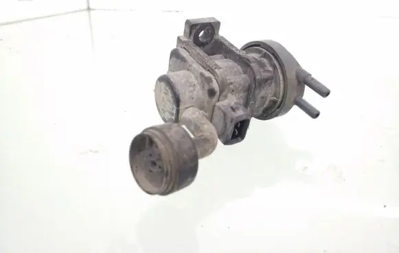 Opel Omega B2 Turbo solenoid valve 4522371 4715396