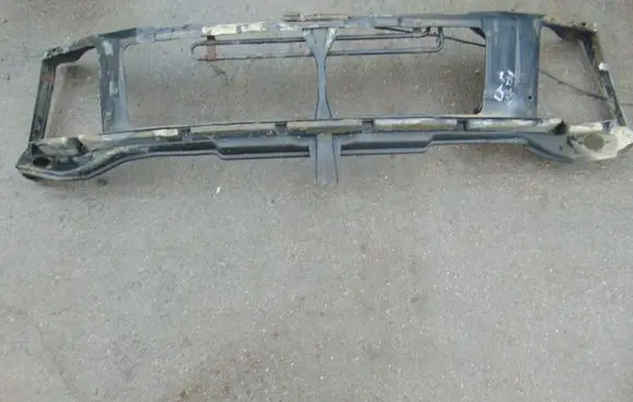 Volkswagen II LT Radiator support slam panel