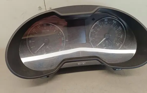 Skoda Octavia Mk3 (5E) Speedometer (instrument cluster) 5E0920951E 250900004 0024224602