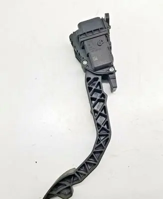 Ford Focus C-MAX Accelerator throttle pedal 3M519F836DE nr4041