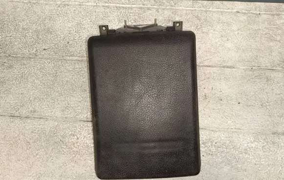 BMW 5 E39 Armrest 806917