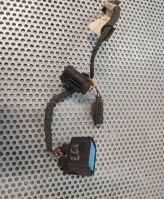 Mercedes-Benz Vito Viano W639 Coolant fan relay 899261000 D3678