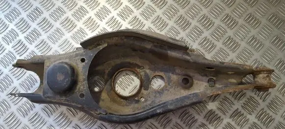 Toyota RAV 4 (XA30) Rear upper control arm/wishbone