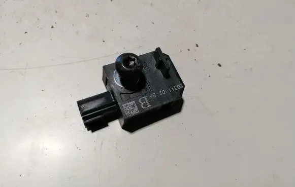 Chevrolet Cruze Airbag deployment crash/impact sensor 13502577