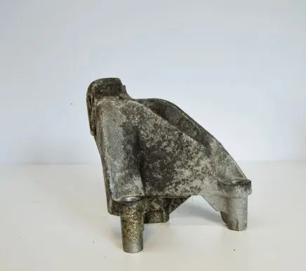 Audi A5 8T 8F Engine mounting bracket 8K0199307BM