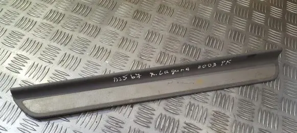 Renault Laguna II Front sill trim cover 8200026634