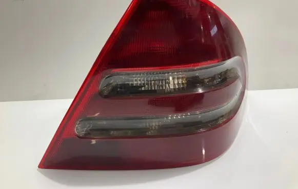 Mercedes-Benz C W203 Rear/tail lights