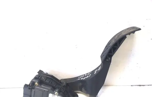 Audi A2 Accelerator throttle pedal 8Z1721523A