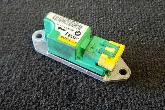 BMW 5 E39 Airbag deployment crash/impact sensor 65776900728 MRSA3AWM