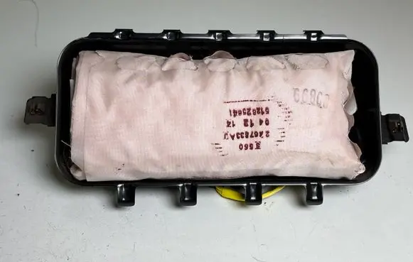 Ford Mustang VI Passenger airbag FR3B63044A74AL