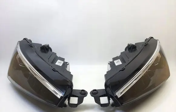 Skoda Scala Headlight/headlamp 657941015A