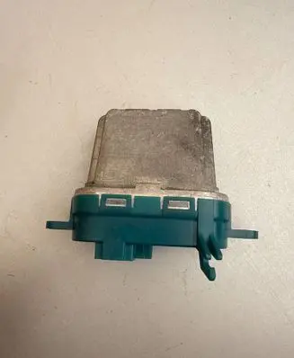 Audi Q7 4L Heater blower motor/fan resistor 7L0907521A 16255YY0029E 52410736