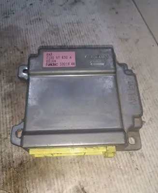 Mazda Premacy Airbag control unit/module 3321848 C10057K30A 0E16A