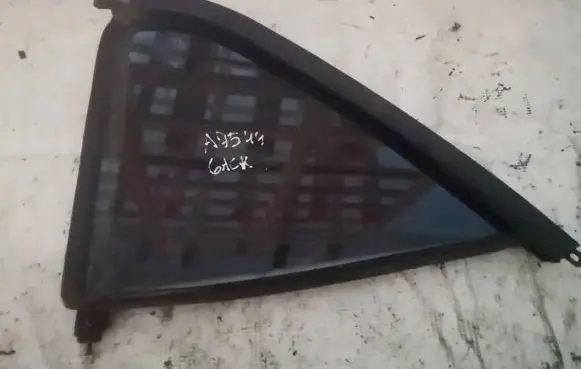 Rear vent window glass
