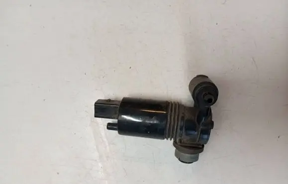 Volvo XC60 Windscreen/windshield washer pump 1024928