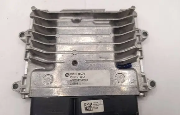 KIA Ceed Engine control unit/module 954412BDJ0 PCDTG16UL1 A3C0985340101