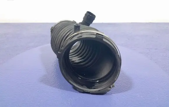 Skoda Kodiaq Air intake hose/pipe 5QF129615