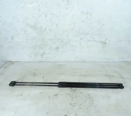 Ford Grand C-MAX Shock absorber/damper mounting bracket AM51-R406A10-AE