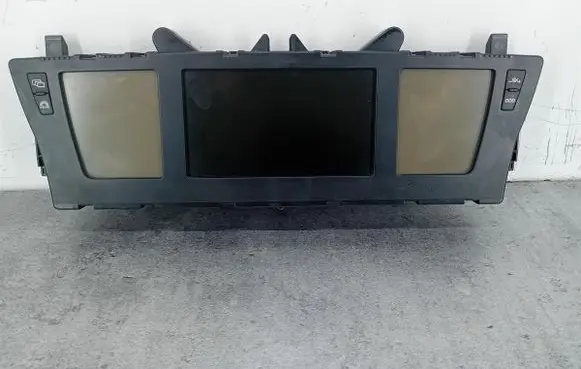 Speedometer (instrument cluster)