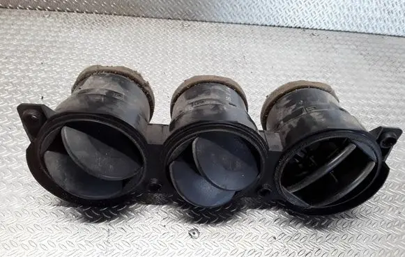Mazda 6 Dash center air vent grill