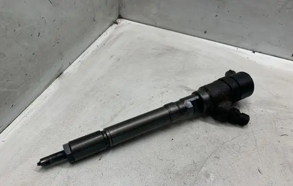 Hyundai Santa Fe Fuel injector 3380027010