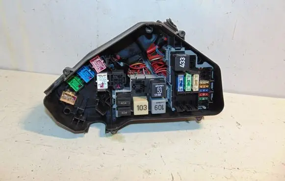 Volkswagen Touareg I Fuse module 7L0907295G 7L0937503 7L0937574A