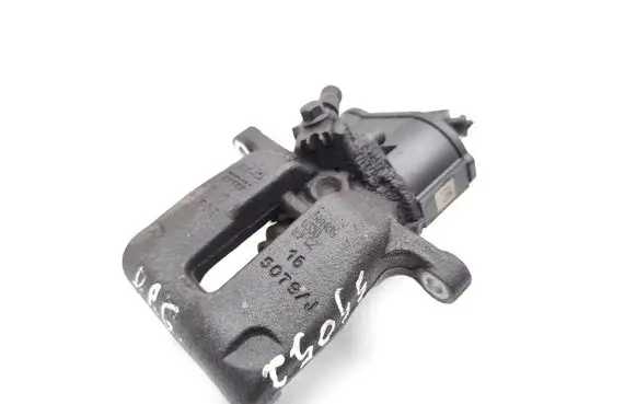 Volkswagen Tiguan Rear brake caliper 32332267K