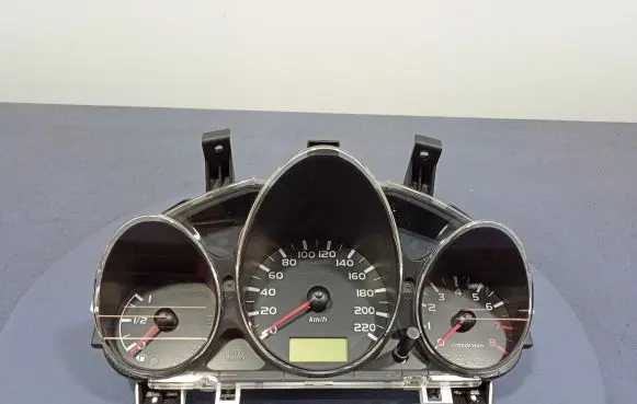 Mitsubishi Colt Speedometer (instrument cluster) MR951770