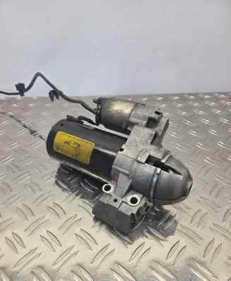 BMW 5 F10 F11 Starter motor 850665702 0001148010