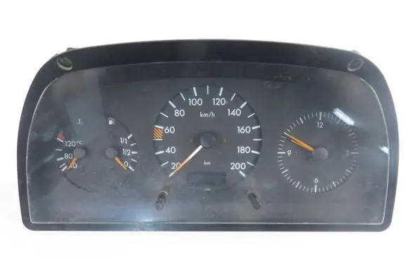 Speedometer (instrument cluster)