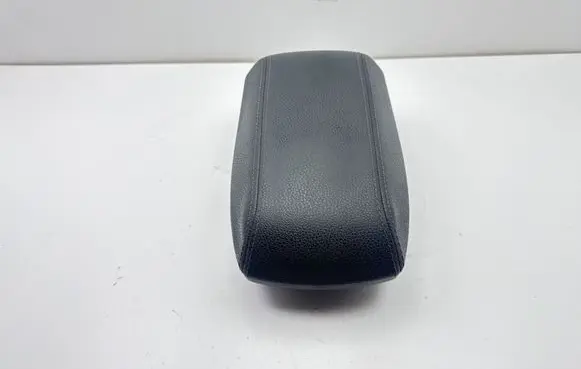 Toyota Auris E180 Armrest