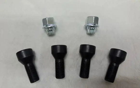 BMW 5 F10 F11 Anti-theft wheel nuts and lock 6776076