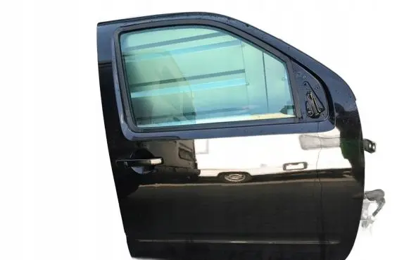 Nissan Pathfinder R51 Front door