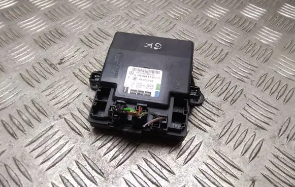 Mercedes-Benz B W245 Door control unit/module A1698209126