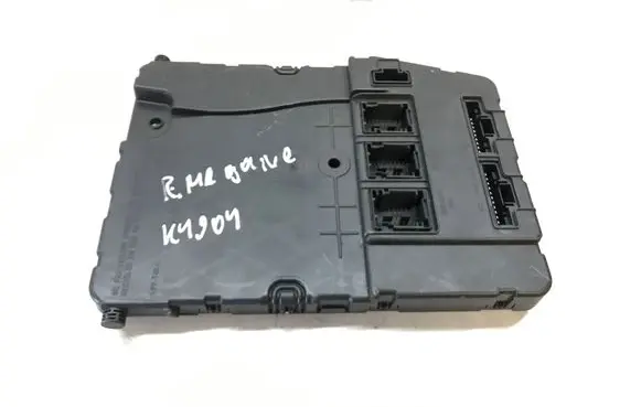 Renault Megane II Comfort/convenience module 8200433200 K4904