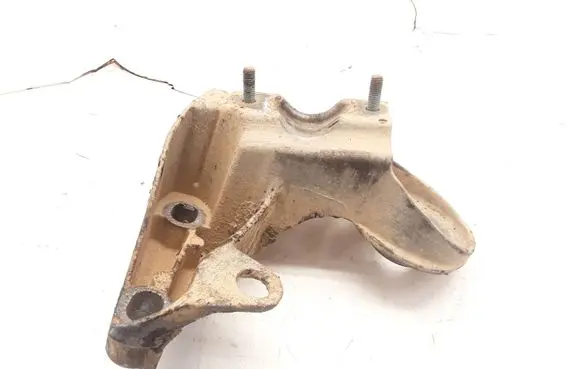 Audi A6 S6 C5 4B Engine mounting bracket 4B0199352D