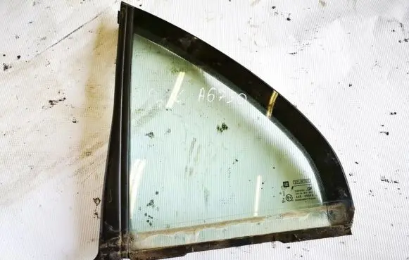 Rear vent window glass