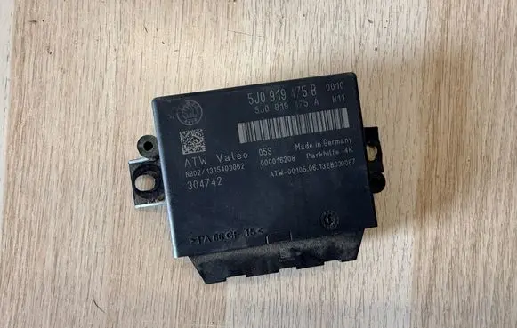 Skoda Superb B6 (3T) Parking PDC control unit/module 5J0919475B