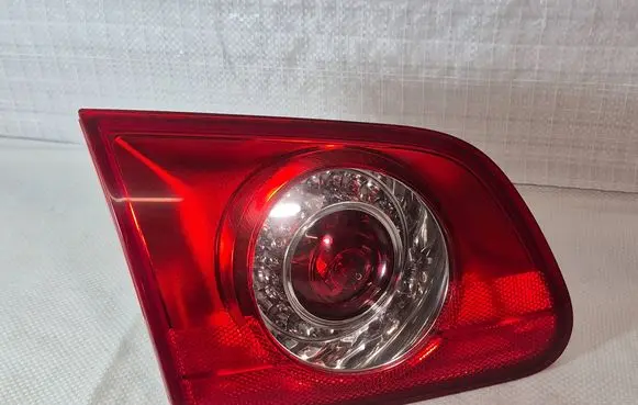 Volkswagen PASSAT B6 Tailgate rear/tail lights 3C9945093